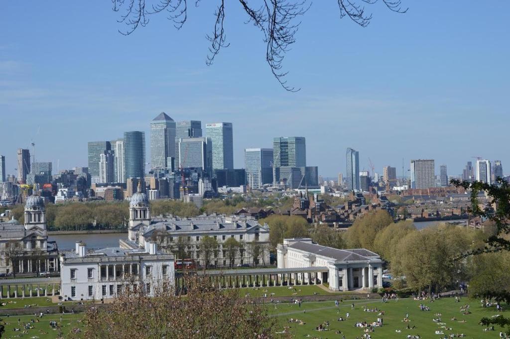 Modern 2 Bedroom Canary Wharf O2 Arena Excel - Great Transport Links Apartamento *
