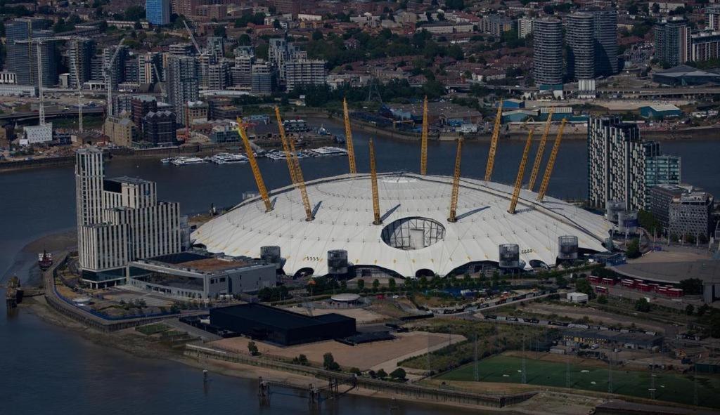 Modern 2 Bedroom Canary Wharf O2 Arena Excel - Great Transport Links Londres
